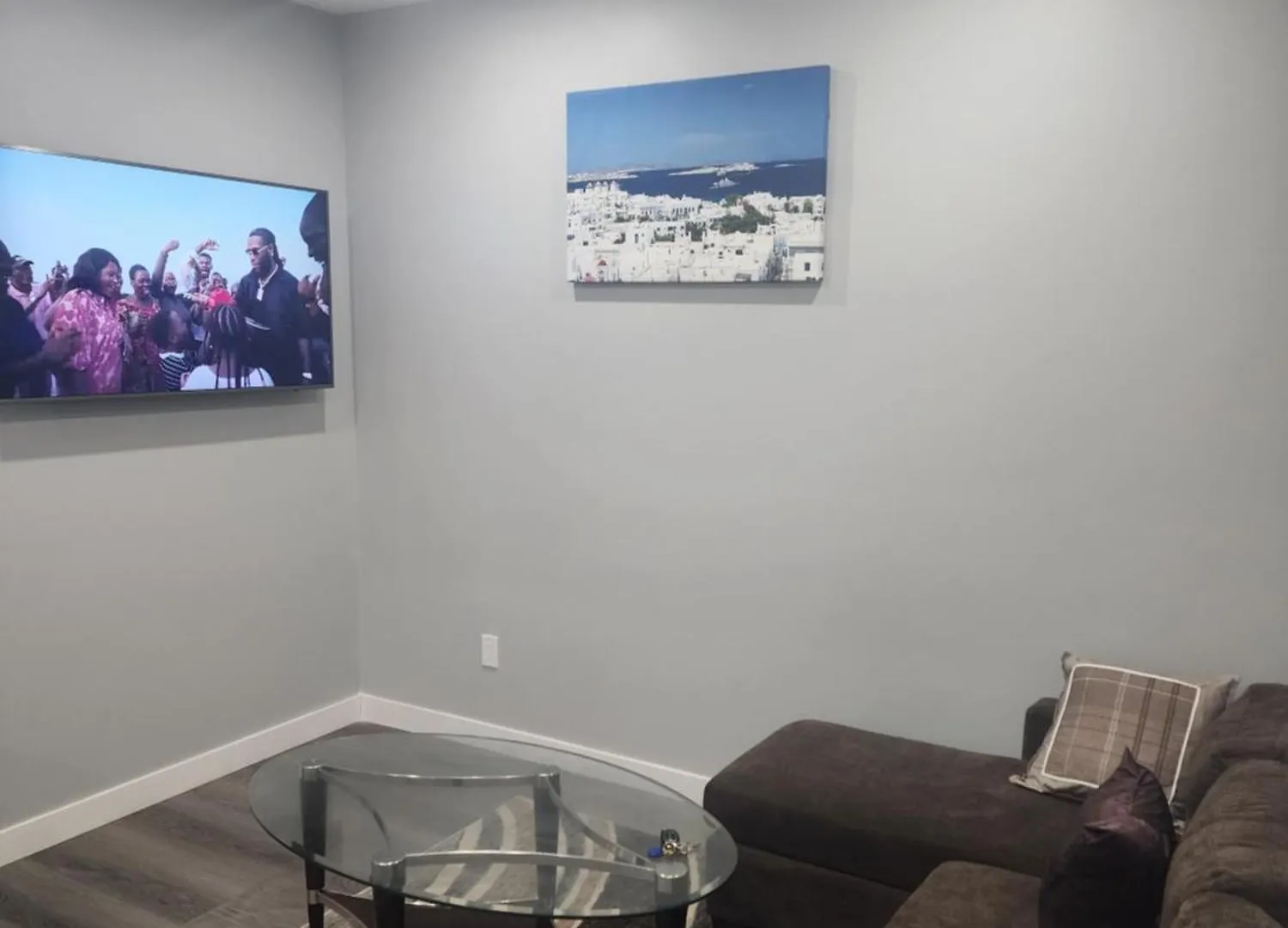 Home In Northwest YYC شقة
